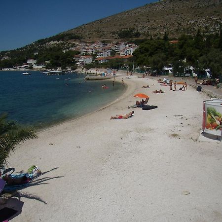 Stari Dvori Apartment Trogir Room photo