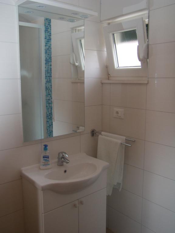 Stari Dvori Apartment Trogir Room photo
